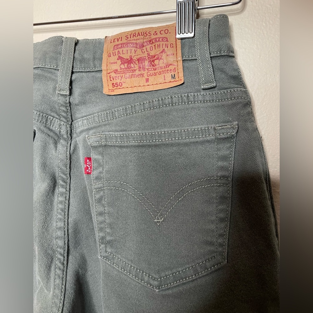 Levi’s Vintage 550 High Waist Jeans - Picture 2 of 8